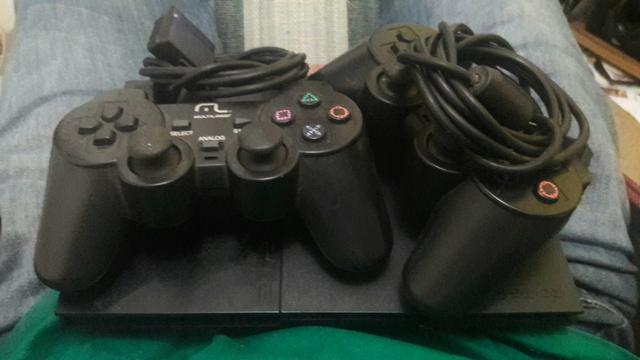 Vendo PlayStation 2 por 230