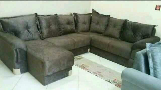 Sofá Rebeca com Chaise - Produto Novo