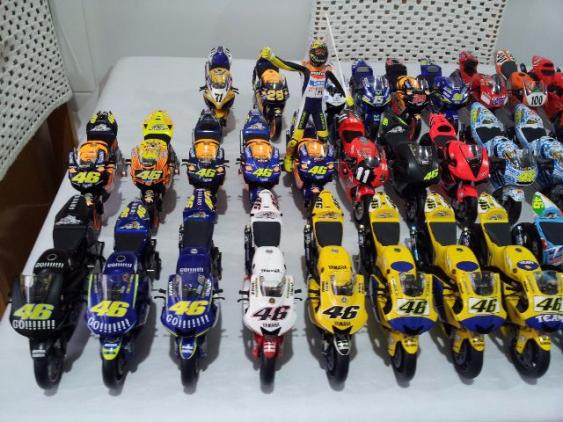 Coleção de moto minichamps