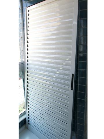 Conjunto de Porta de Aluminio Branco e de Vidro Semi-Nova
