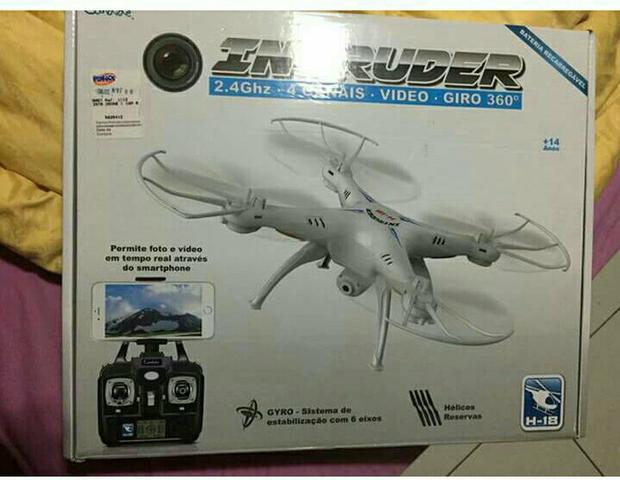Drone Intruder com câmera de video