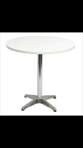 Jogo de cadeira e mesa