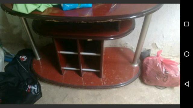 Vendo Rack usado mais da pra usar d boa ta sujo na foto