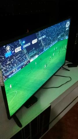 Vendo TV de LED 39 polegadas LG semi nova R$ reais