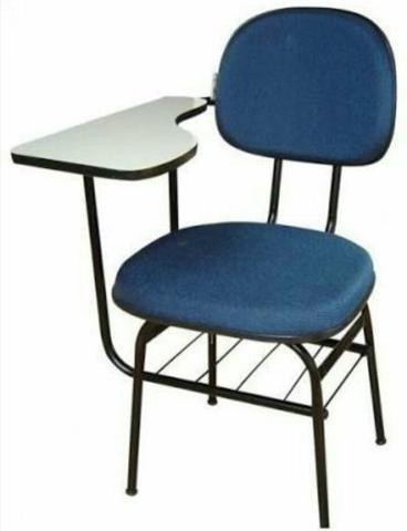 6 Cadeiras Escolares, acolchoadas e azuis