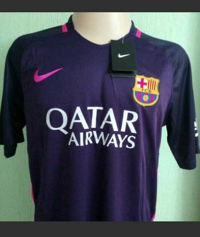 Camisa Nike Barcelona, uniforme 3, calção cortesia