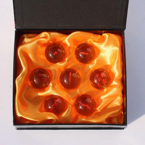 Dragon Ball Z - Caixa Com 7 Esferas Do Dragão