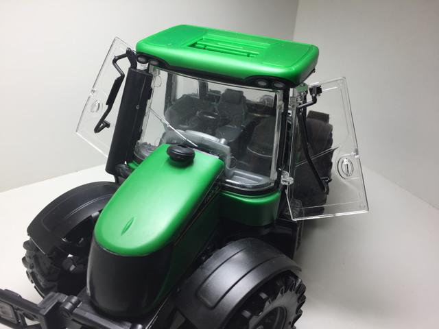 Miniatura de Trator Agricola de plástico colecionável 1/24