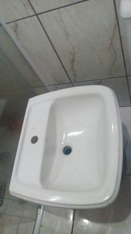 Pia de banheiro