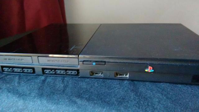 Playstation 2 (Quebrado)