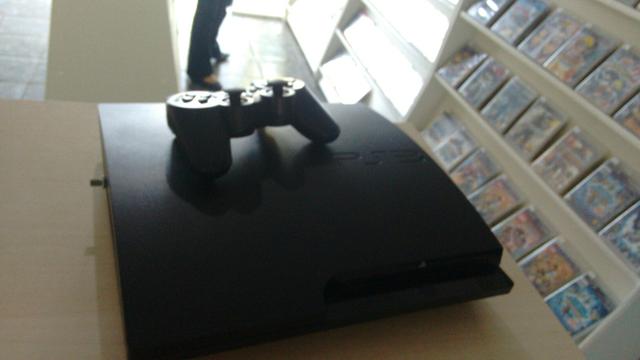 Ps3 slim 160gb, 2jogos, garantia, até 12x