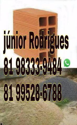 Tijolos Areia e Brita de Primeira