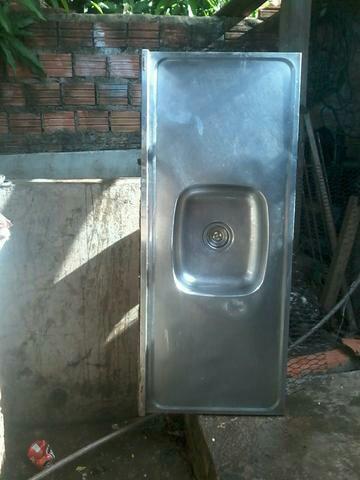 Vendo essa pia inox 100 reais