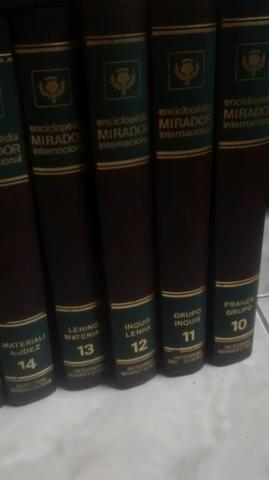 Coleção de livros, enciclopédia mirador internacional