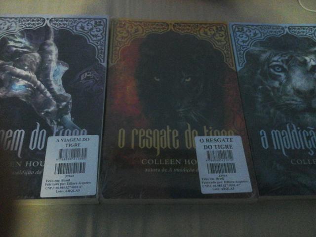 Livros Trilogia A Maldição do Tigre