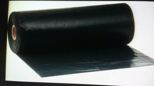 Lona de plástico preta 4 X 100