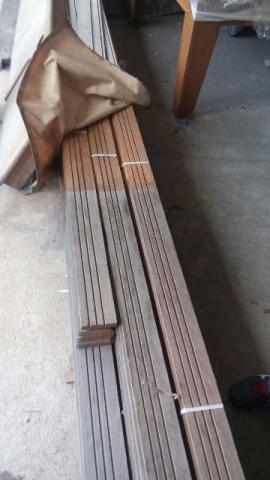 Lote de assoalho em Peroba