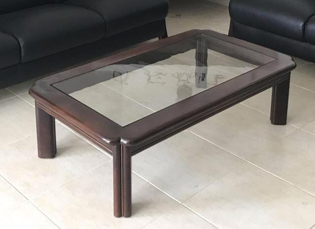 Mesa de centro em madeira