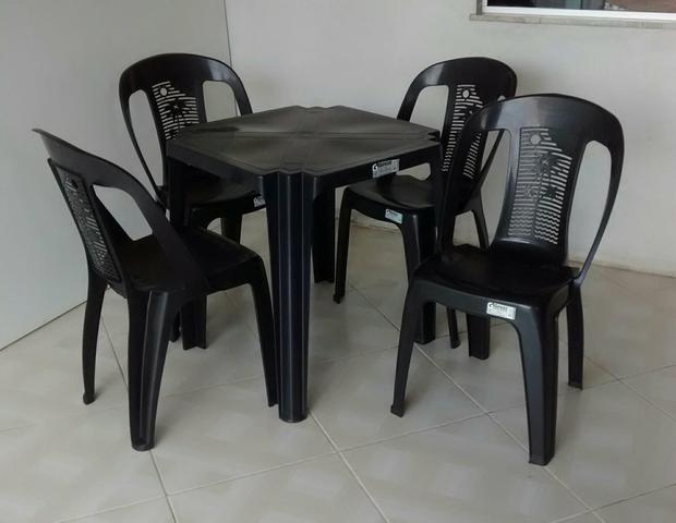 Mesas Cadeiras