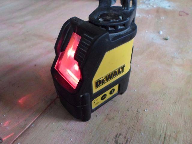 Vend ou Troc Nivel a Lazer DeWalt