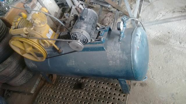Vendo compressor Schulz 15 pés