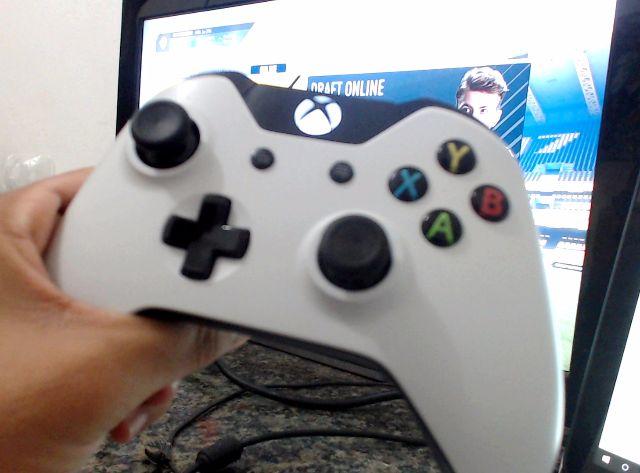 Controle Branco Xbox One - estado de novo
