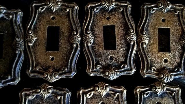 Espelhos de tomadas em bronze (12 unidades)