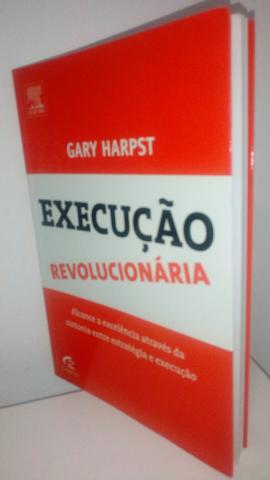 Execução Revolucionária em perfeito estado de