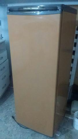 Freezer Eletrolux - Prosdócimo