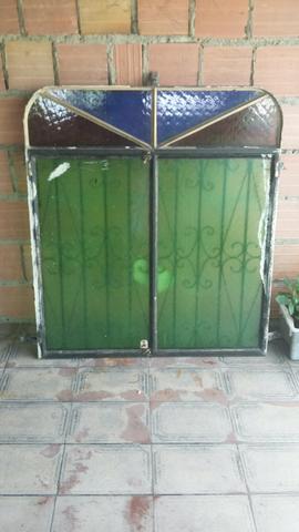 Janela De Ferro com vidro