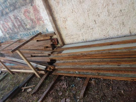 Madeira de peroba rosa