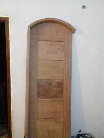 Porta de madeira maciça 2,10 x 0,60