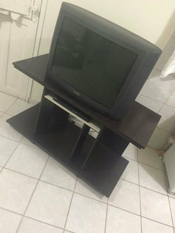 Rack em madeira jacaúna