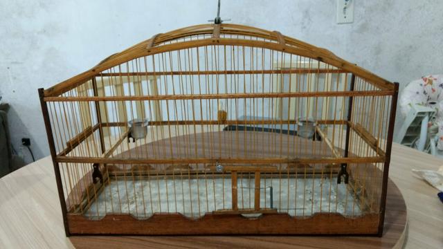 Vendo essa gaiola de coleiro pra revou