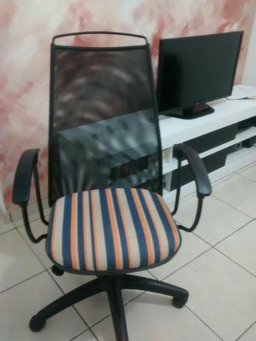 Cadeira Tok Stok Inclinável