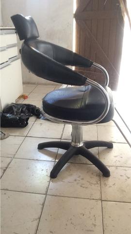 Cadeira de cabeleireiro profissional