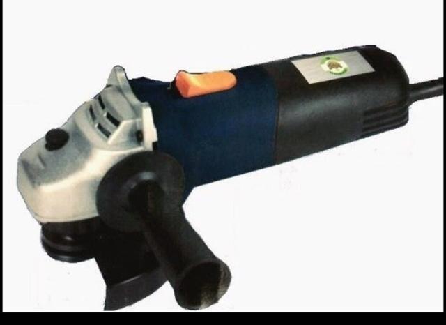 Lixadeira e esmerilhadeira Nova