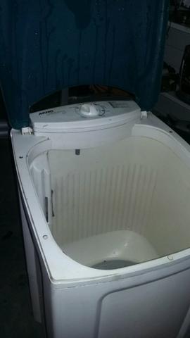 Máquina de lavar Arno tanquinho