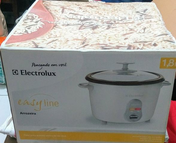 Panela de Arroz Nova 1.8 Litros Electrolux