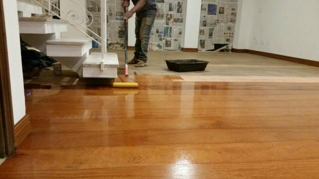 Restauração de piso de madeira