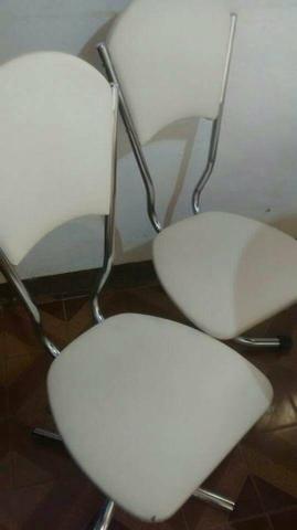 Vendo mesa 6 cadeiras