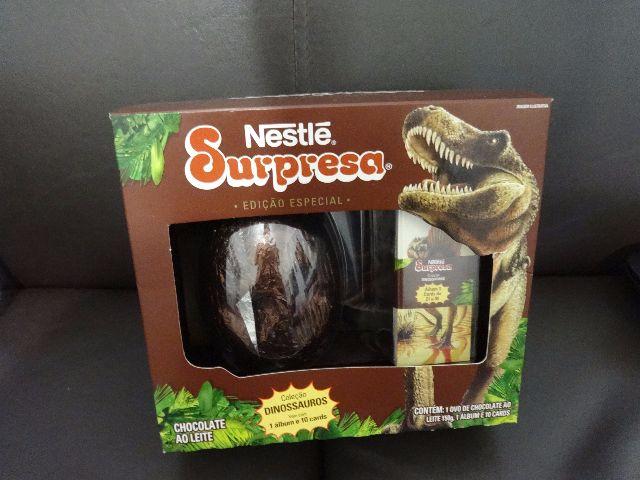 Álbum figurinha dinossauro com Ovo surpresa Nestlé