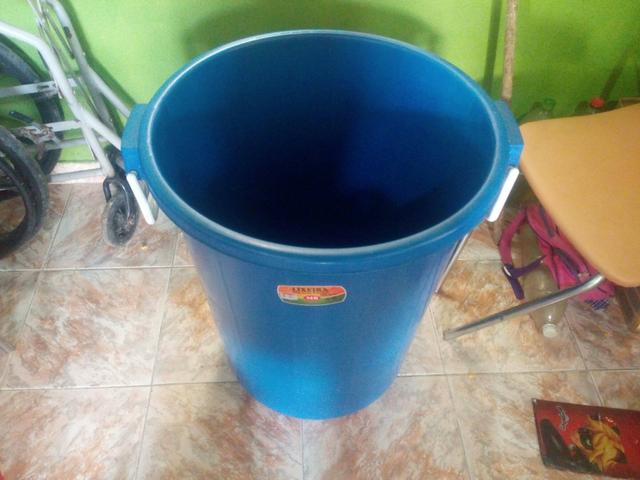Balde 70 Litros Com Tampa