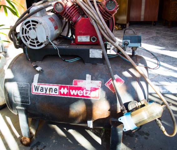 Compressor  libras Wayne Wetzel