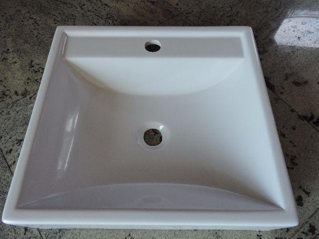 Cuba / Pia Branca de apoio para gabinete Banheiro ou Lavaba