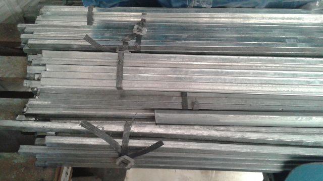 Metalon galvanizado para estrutura de forro de PVC - 13X13