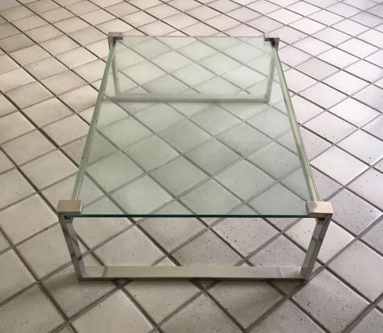 Vendo mesa centro de vidro da marca BENETTI