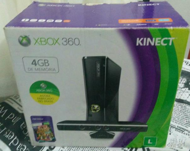 Xbox 360 Travado c/ Kinect