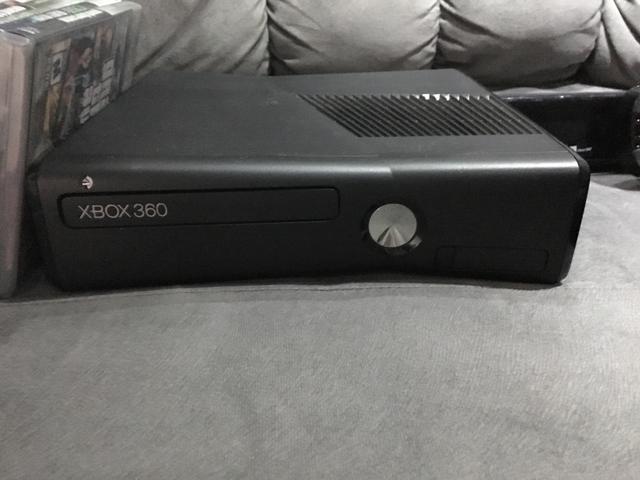 Xbox 360 + kinect + dois controles + jogos
