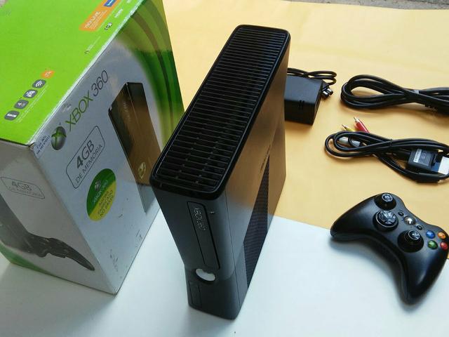 Xbox 360 slim